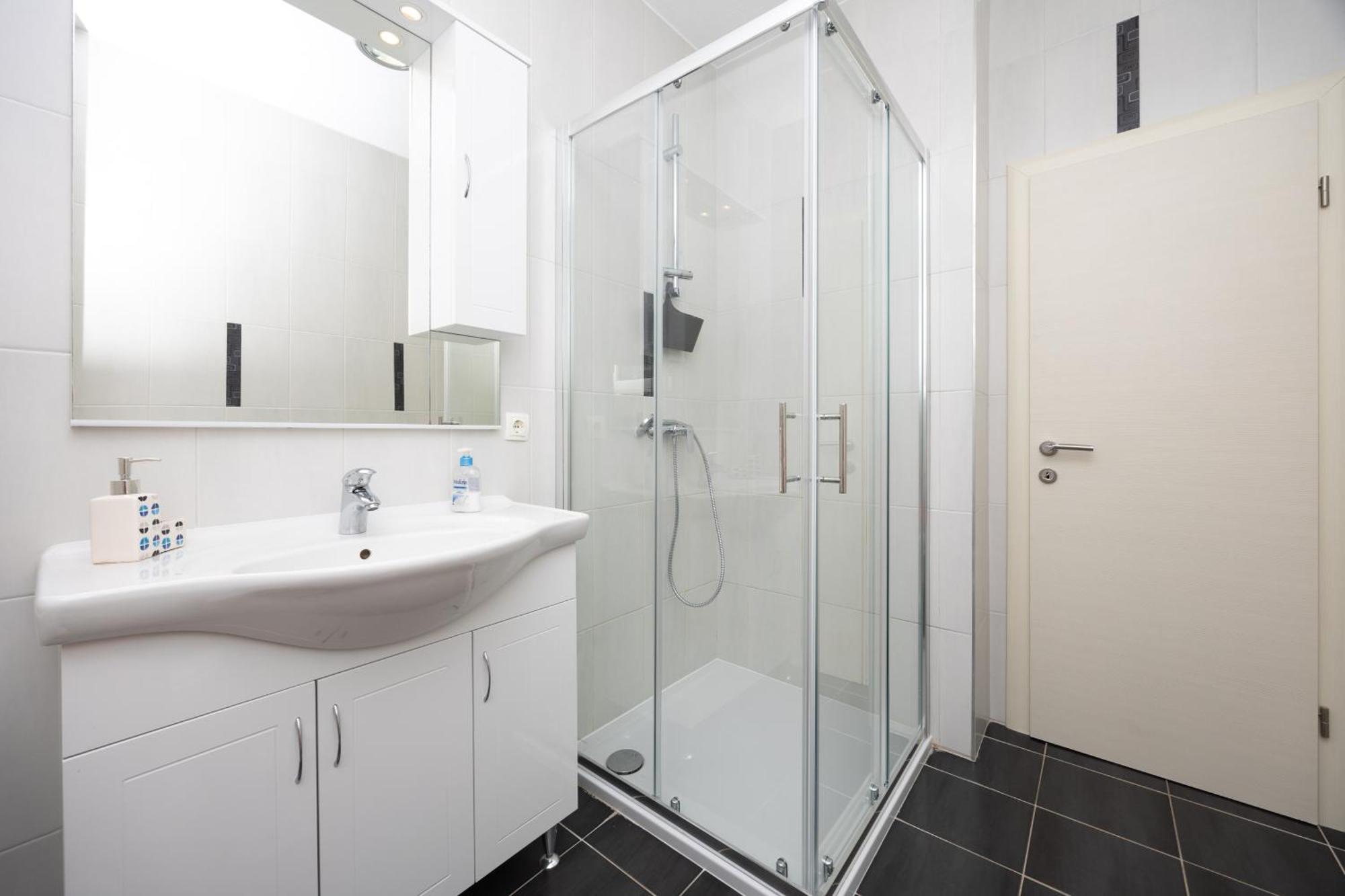 Apartman Markulin 特罗吉尔 外观 照片