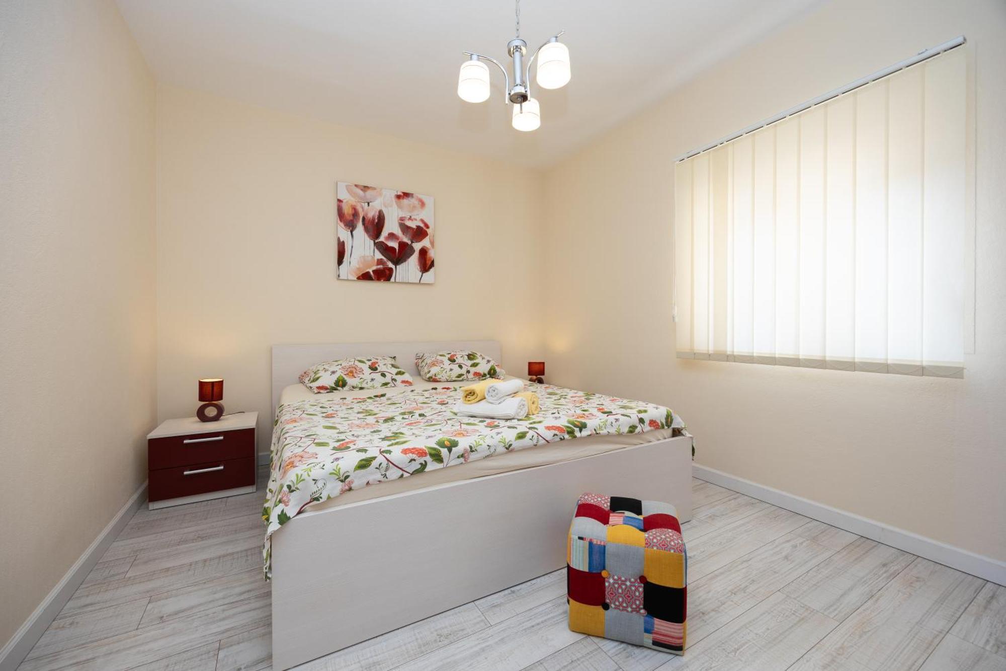 Apartman Markulin 特罗吉尔 外观 照片
