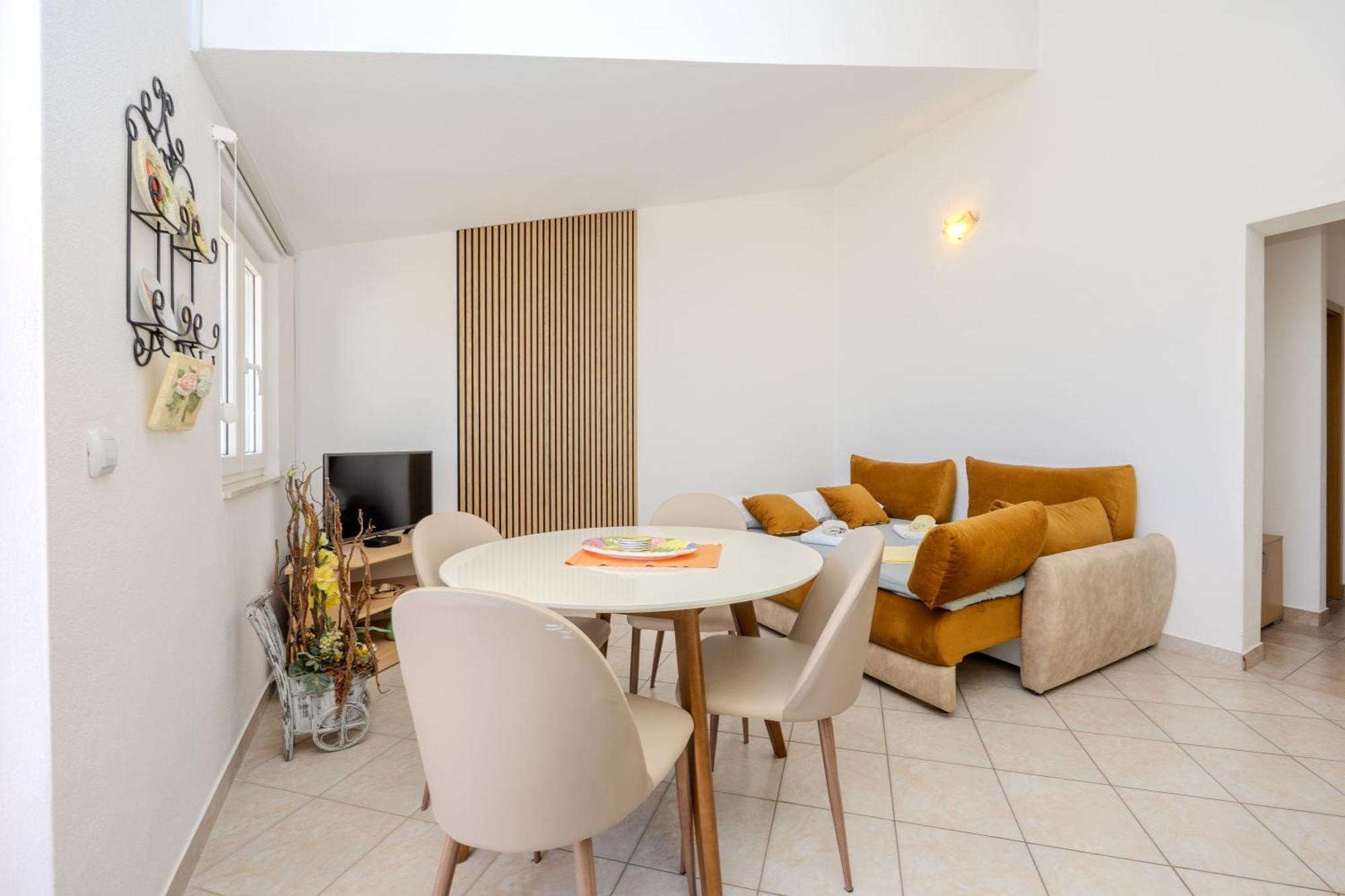 Apartman Markulin 特罗吉尔 外观 照片
