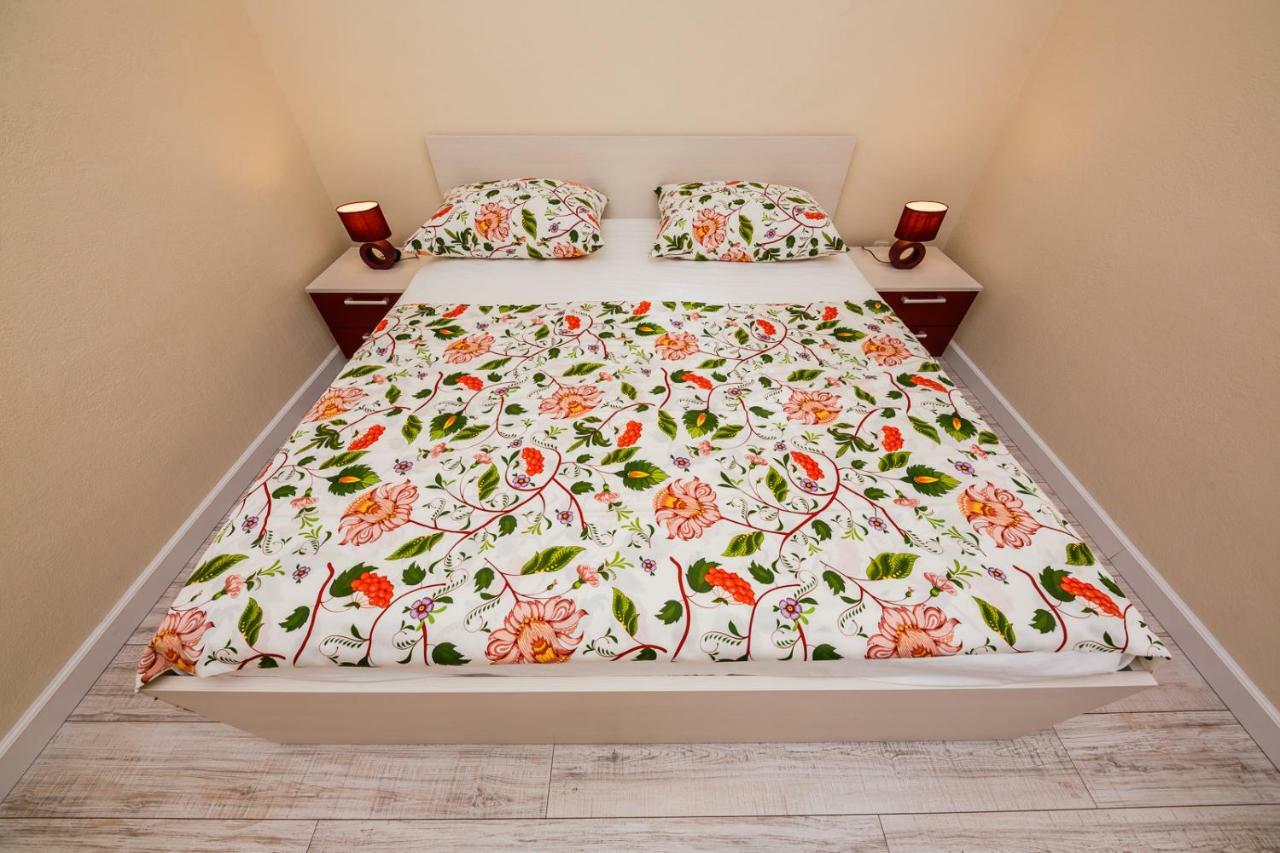 Apartman Markulin 特罗吉尔 外观 照片